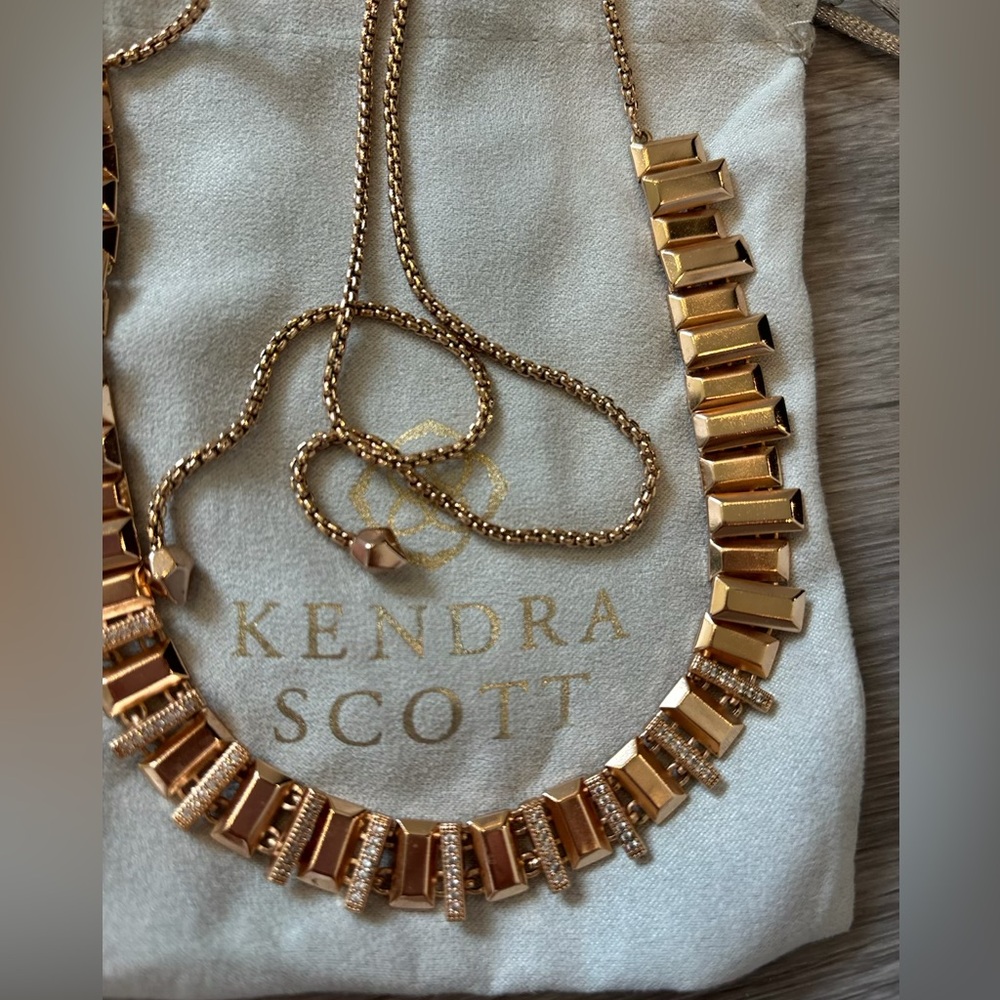 Kendra Scott Necklace